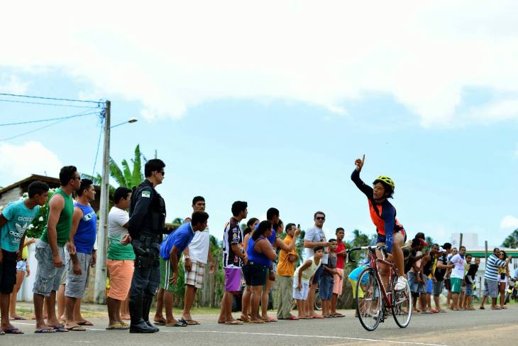 Chegada de Maxsuel no ciclismo (Foto: Ariclenes Silva)