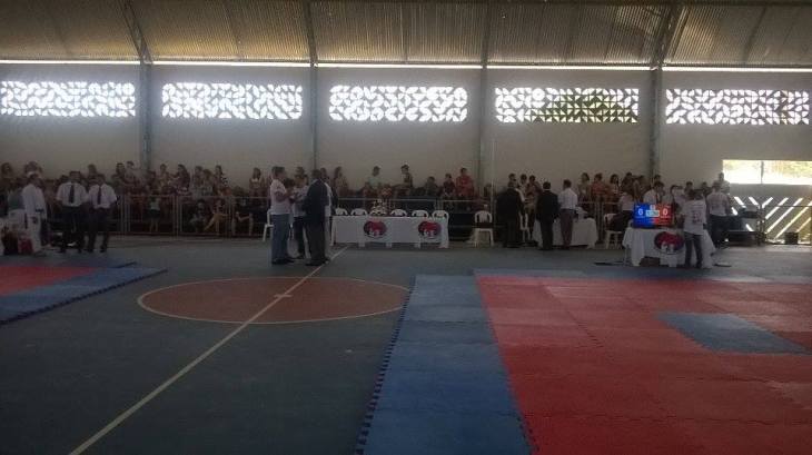 Últimos preparativos antes da Cerimônia de Abertura.