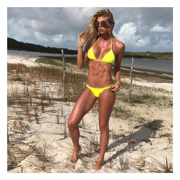 caroline_bittencourt