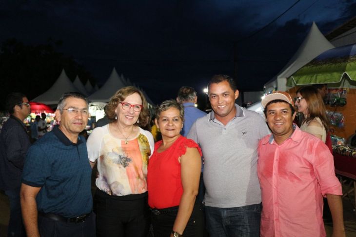 Zenaide com amigos em São Paulo do Potengi