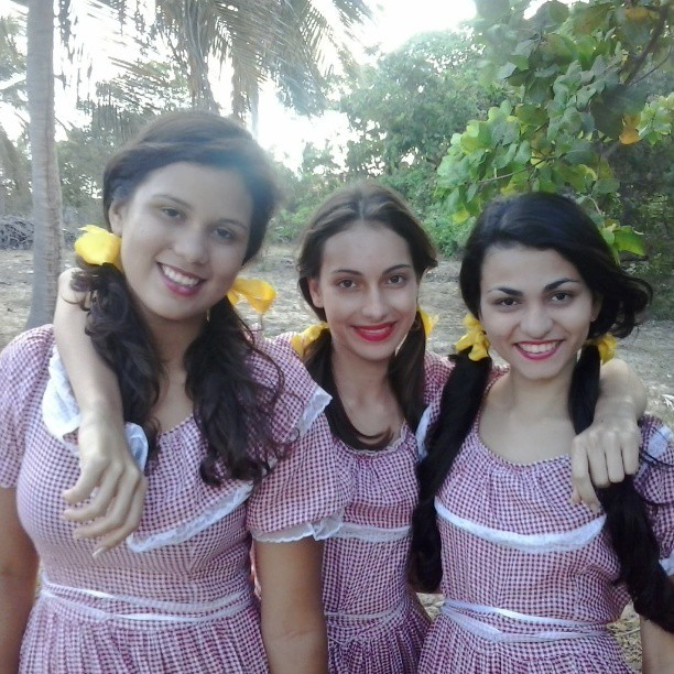 1380438_403668463095188_798929103_n